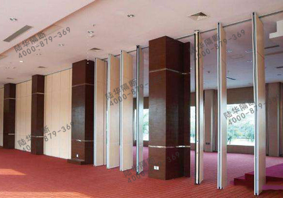 超高型活动隔断