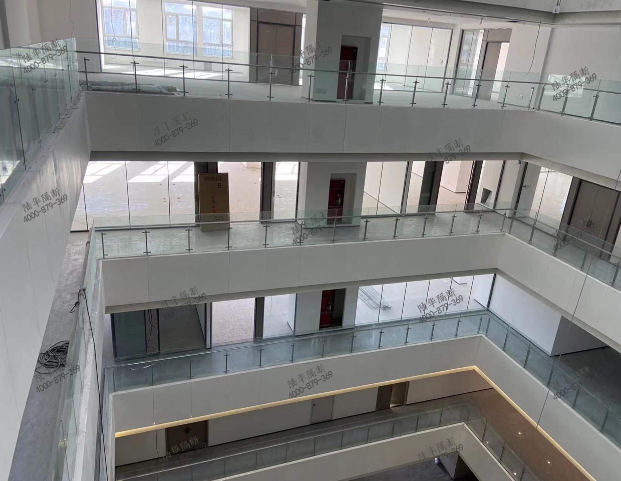 太矿研发中心-90款单玻隔断