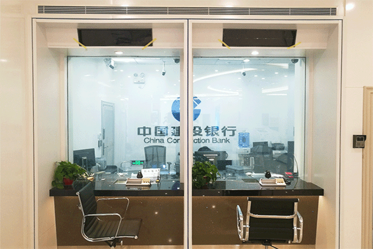 电控雾化玻璃隔断